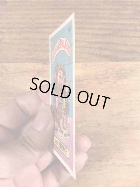 トップス社製のガーベッジペイルキッズの80年代ビンテージステッカーカード