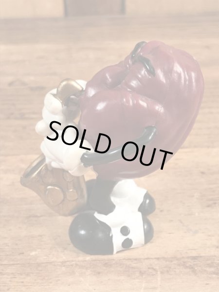 企業キャラクターのカリフォルニアレーズンズの80’sヴィンテージPVCフィギュア