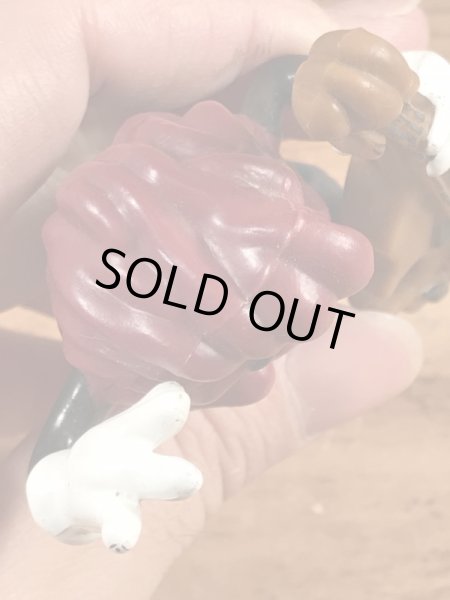 カリフォルニアレーズンのウッドベースの80年代ビンテージPVCフィギュア