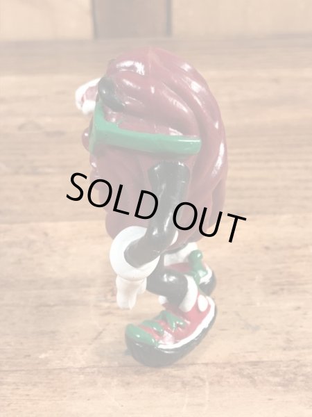 企業キャラクターのカリフォルニアレーズンズの80’sヴィンテージPVCフィギュア