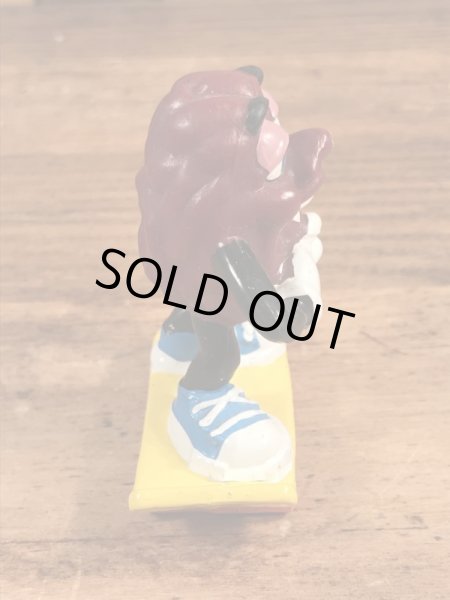 企業キャラクターのカリフォルニアレーズンの80年代ビンテージPVCフィギュア