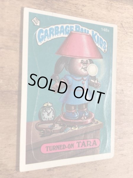 トップス社製のガーベッジペイルキッズの80年代ビンテージステッカーカード