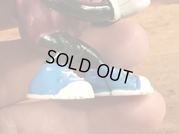 アドバタイジングキャラクターのカリフォルニアレーズンの80年代ビンテージPVCフィギュア