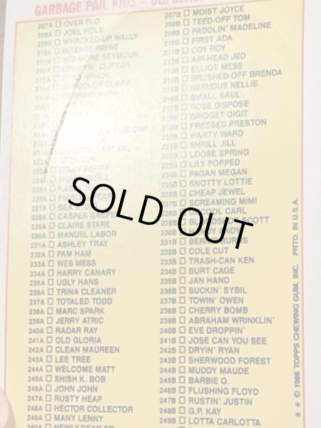 トップス社製のガーベッジペイルキッズの80年代ビンテージステッカーカード