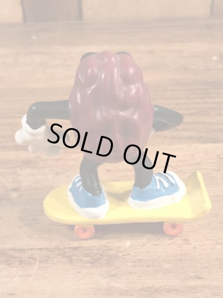 アドバタイジングキャラクターのカリフォルニアレーズンズの80’sヴィンテージPVCフィギュア