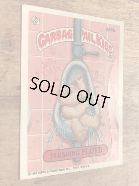 トップス社製のガーベッジペイルキッズの80年代ビンテージステッカーカード