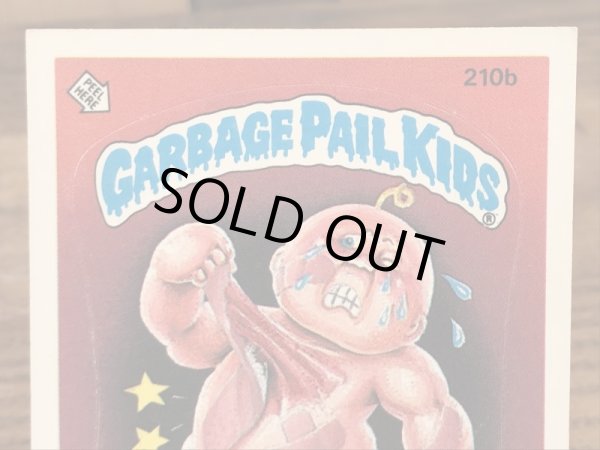 トップス社製のガーベッジペイルキッズの80年代ビンテージステッカーカード