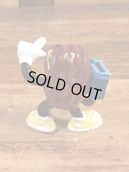 企業キャラクターのカリフォルニアレーズンズの80’sヴィンテージPVCフィギュア