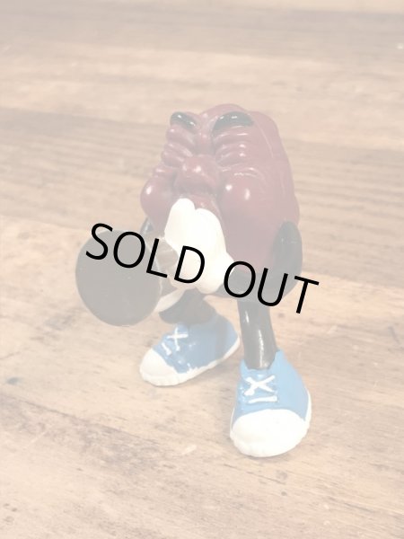 アドバタイジングキャラクターのカリフォルニアレーズンの80年代ビンテージPVCフィギュア