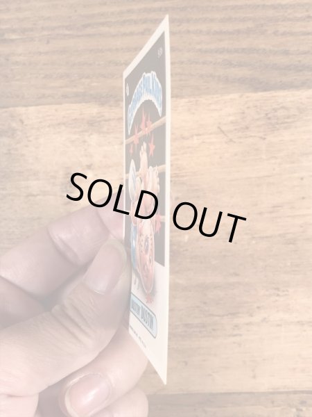 トップス社製のガーベッジペイルキッズの80年代ビンテージステッカーカード