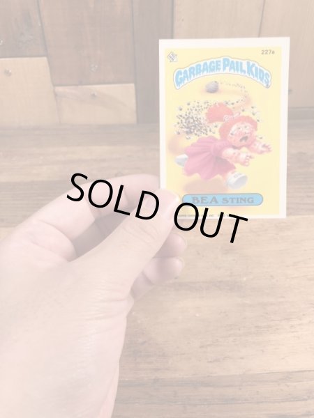 Topps社製のガーベッジペイルキッズの80’sヴィンテージカードシール