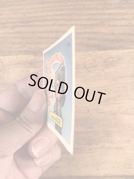 トップス社製のガーベッジペイルキッズの80年代ビンテージステッカーカード