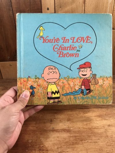 画像3: Snoopy Peanuts Gang “You're In Love Charlie Brown” Picture Book　スヌーピー　ビンテージ　絵本　ピーナッツギャング　60〜70年代