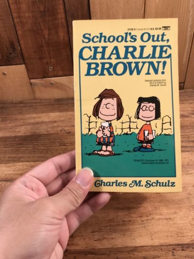 画像3: Snoopy Peanuts Gang “School's Out,Charlie Brown!” Comic Book　スヌーピー　ビンテージ　コミックブック　漫画本　90年代