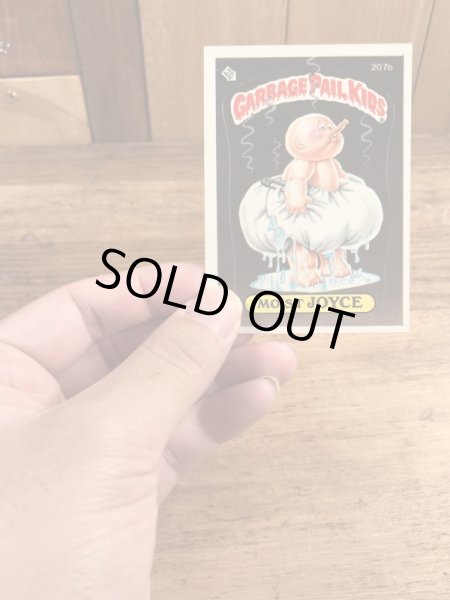 トップス社製のガーベッジペイルキッズの80年代ビンテージステッカーカード