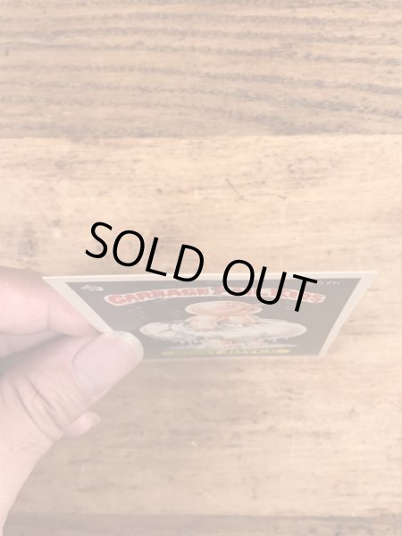 Topps社製のガーベッジペイルキッズの80’sヴィンテージカードシール