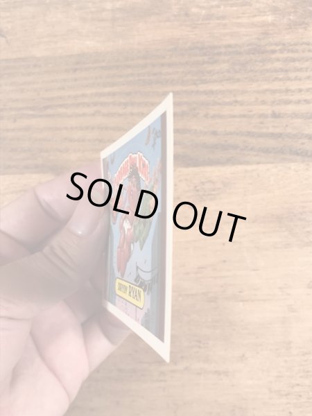 トップス社製のガーベッジペイルキッズの80年代ビンテージステッカーカード