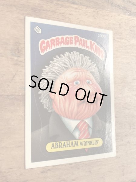 トップス社製のガーベッジペイルキッズの80年代ビンテージステッカーカード