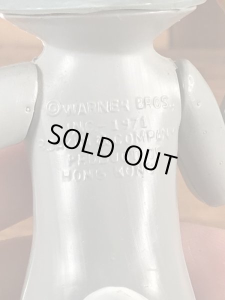 Dakin社製のバッグスバニーの70年代ビンテージフィギュア