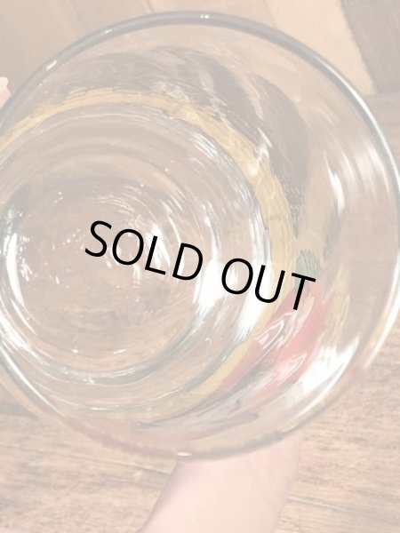 ルーニーテューンズのバッグスバニー50周年記念の90年代ビンテージガラスコップ