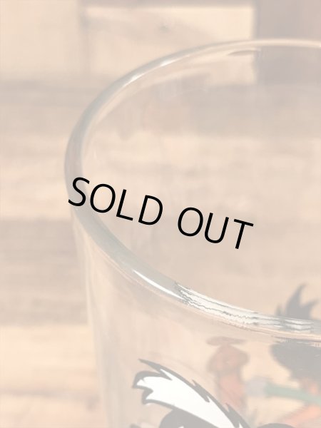 ルーニーテューンズのペペルピューとダフィーダックの70年代ビンテージガラスコップ