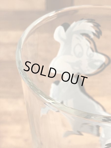 ルーニーテューンズのペペルピューの70年代ビンテージガラスコップ