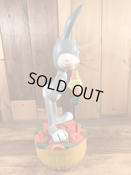 Dakin社製のバッグスバニーの70年代ビンテージ貯金箱フィギュア