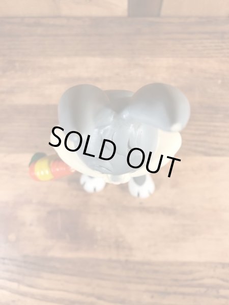 Dakin社製のバッグスバニーの70年代ビンテージフィギュア