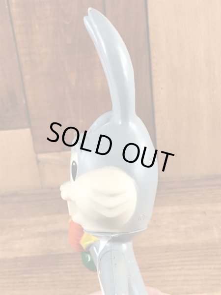 Dakin社製のバッグスバニーの70年代ビンテージフィギュア