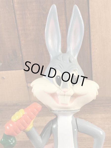 Dakin社製のバッグスバニーの70年代ビンテージフィギュア