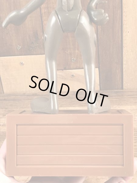 ルーニーテューンズのワイリーコヨーテの70’sヴィンテージコインバンクフィギュア