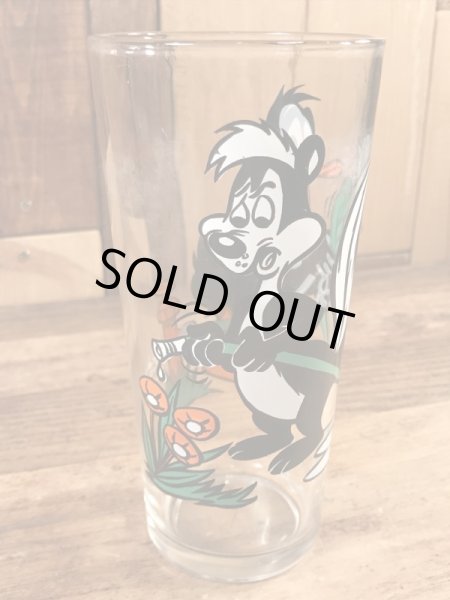 ルーニーテューンズのペペルピューとダフィーダックの70年代ビンテージガラスコップ