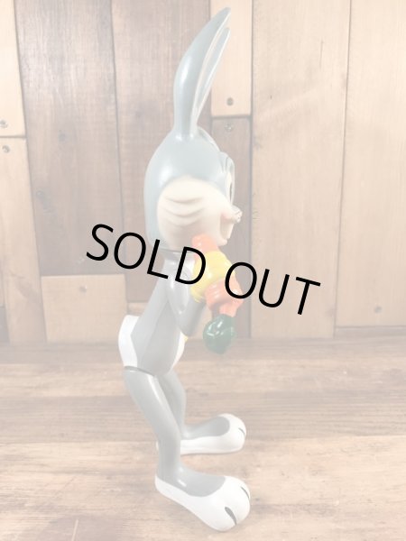 Dakin社製のバッグスバニーの70年代ビンテージフィギュア