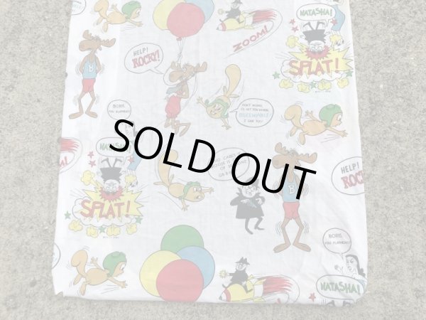 ロッキー＆ブルウィンクルのツインサイズの70年代ビンテージボックスシーツ