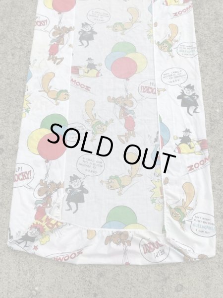 ロッキー＆ブルウィンクルのツインサイズの70年代ビンテージボックスシーツ