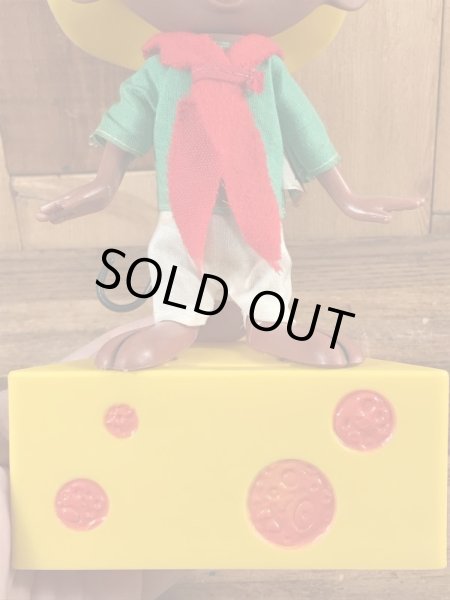 Dakin社製のスピーディーゴンザレスの70’sヴィンテージコインバンクドール