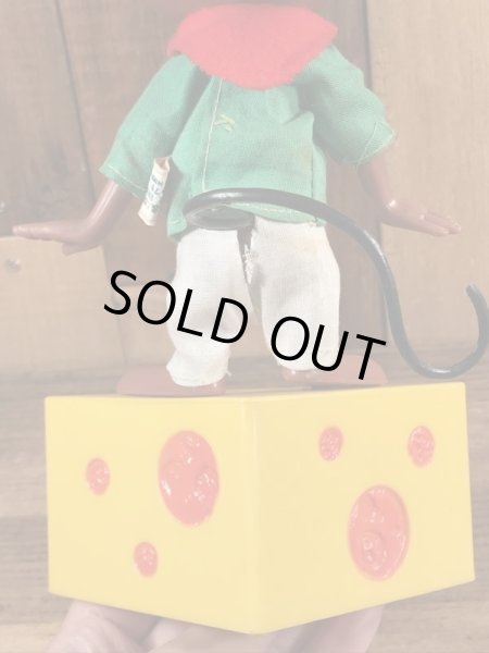 Dakin社製のスピーディーゴンザレスの70’sヴィンテージコインバンクドール