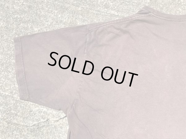 Hostessのチョコレートケーキのキャラクター“King Ding Dong”の90’sヴィンテージティーシャツ