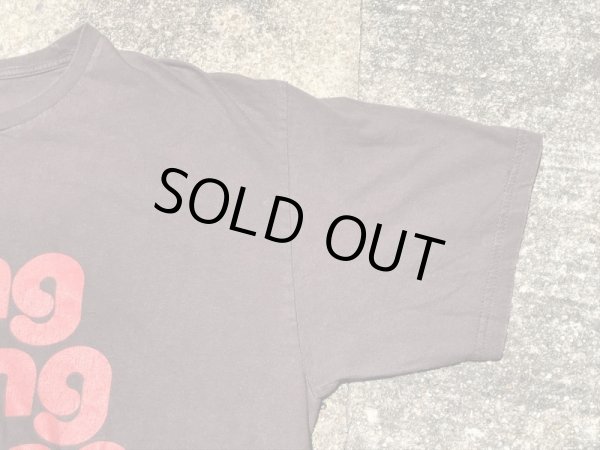 Hostessのチョコレートケーキのキャラクター“King Ding Dong”の90’sヴィンテージティーシャツ