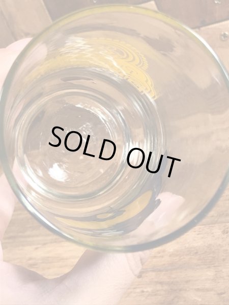 ショウビズピザのチャッキーチーズの80年代ビンテージガラスコップ