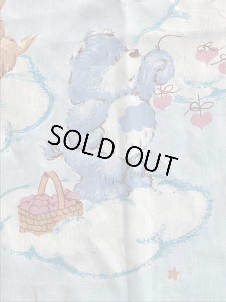 Care Bearsたちが描かれた80’sヴィンテージツインフラットシーツ