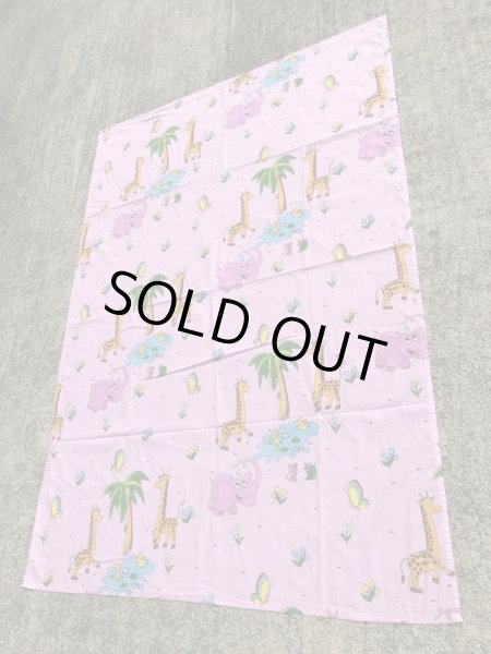 ピンクの象とキリンのビンテージフラットシーツ