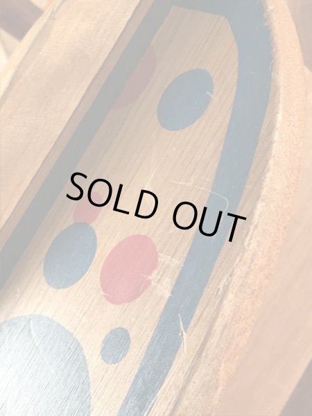 キッズ用のアンティークのヴィンテージ木馬