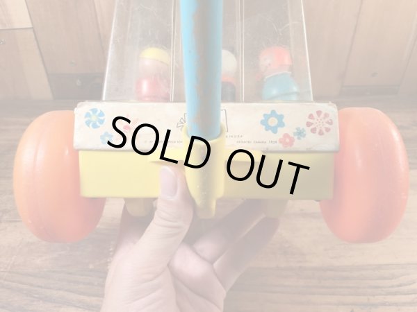 Fisher Price社製のリトルピープルの60’sヴィンテージプルトイ