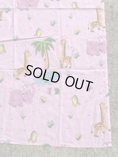 ピンクの象とキリンのビンテージフラットシーツ