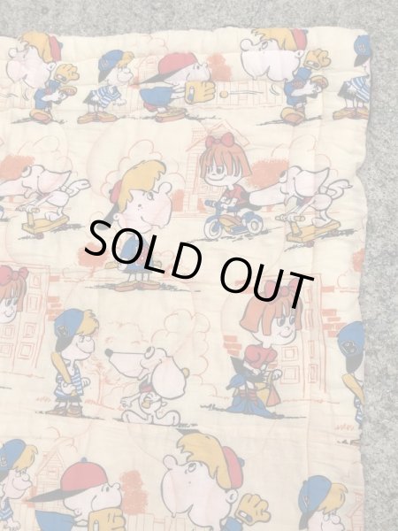 チャーリーブラウンのような男の子と女の子の70’sヴィンテージスリーピングバッグ