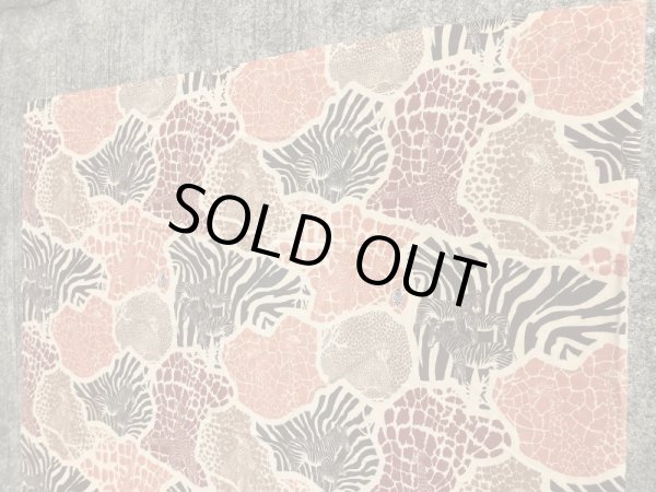 アニマルのカモフラージュ柄の70’sヴィンテージフラットシーツ