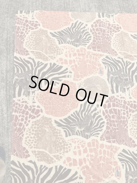 アニマルのカモフラージュ柄の70’sヴィンテージフラットシーツ