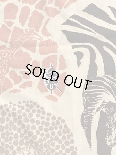 ゼブラやチーターのカモフラ柄の70年代ビンテージフラットシーツ