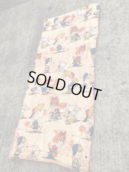 スヌーピーのような野球をしているキャラクターの70年代ビンテージ寝袋